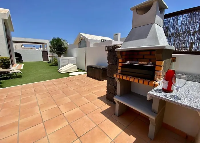 Carmen- Lanzarote Vila *