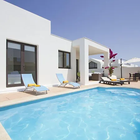 Carmen- Lanzarote Playa Blanca (Lanzarote)